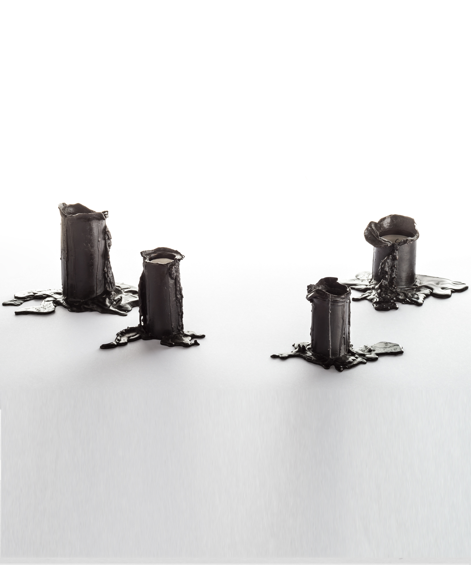 Immagine prodotto Melted Candle Holders in Bronze with Black Patina – Set of 4 Osanna Visconti