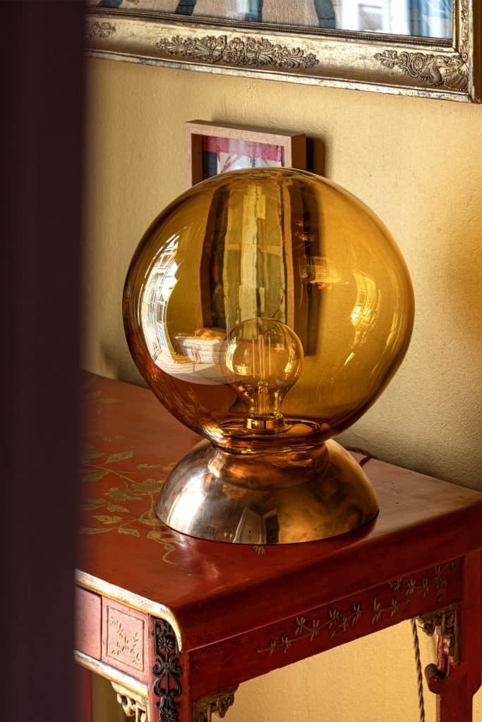 Cast-bronze furnishings - Lampade