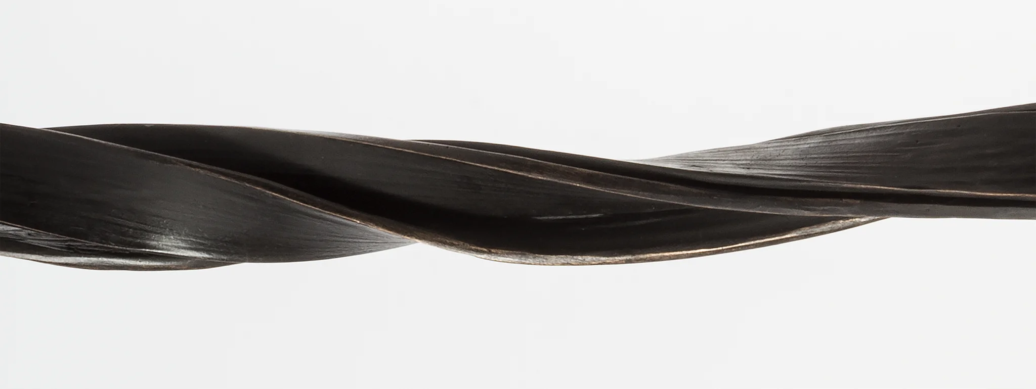 Nastro Candle Holder in Bronze with Black Patina